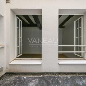 Exclusivité un studio Angle Bac /Grenelle