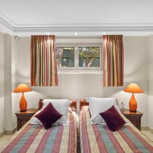 Cap D'Antibes, Chateau de la Vigie à Vendre