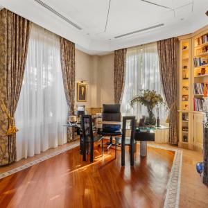 Cap D'Antibes, Chateau de la Vigie à Vendre