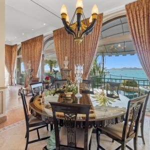 Cap D'Antibes, Chateau de la Vigie à Vendre