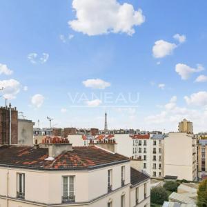 Paris 15ème Boucicaut - 3 pièces avec balcon et vue  dégagée sur