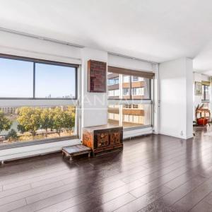 Paris XVe 4 pièces vue Seine - Mirabeau /Javel.