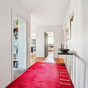 Paris XVe - Charles Michels - Vue Seine et Tour Eiffel