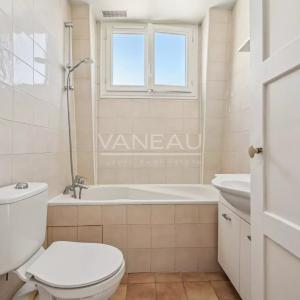 Paris XVe - Sèvres Lecourbe - Appartement lumineux en étage élev