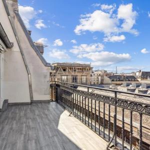 Exclusivité - Paris 6e - Monnaie - Deux pièces avec terrasse