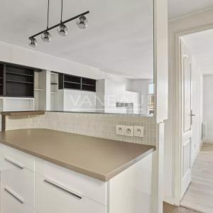 Exclusivité - Paris 6e - Monnaie - Deux pièces avec terrasse