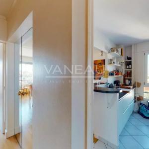 Paris XIXe - Bel appartement de cinq pièces - Vue dégagée - Cave