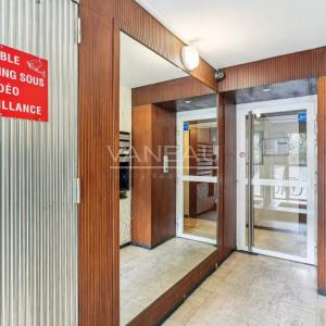 Studio au calme, au pied de Montmartre -