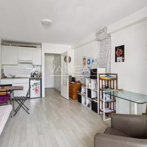 Paris XIXe - Rue de Romainville - Studio vendu loué -