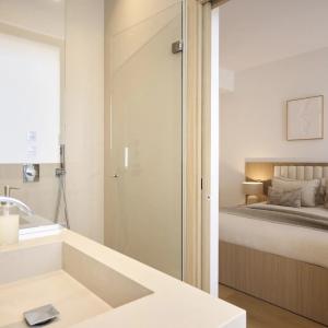 Cannes Croisette dernier étage