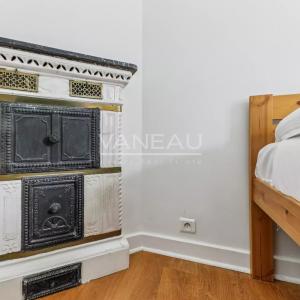 Paris VIIe - Saint Dominique - Etage élevé vue Tour Eiffel