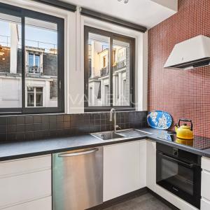 Paris IIème - Place Vendôme - Rare à la vente.