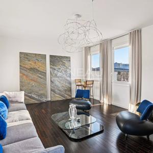 Paris IIème - Place Vendôme - Rare à la vente.