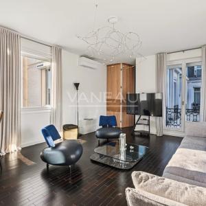 Paris IIème - Place Vendôme - Rare à la vente.