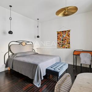 Paris IIème - Place Vendôme - Rare à la vente.