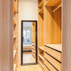 Paris XVIe - Vue tour Eiffel.