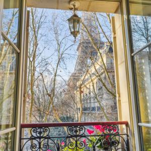 Gros Caillou - Vue Tour Eiffel