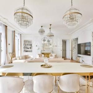 PARIS VIIIe - Faubourg du Roule