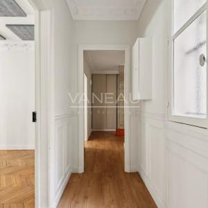 Paris XVe - Necker : Appartement 3 pièces en rez-de chaussée - H