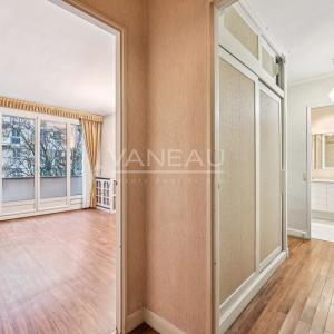 Paris XVe - Appartement quatre pièces avec loggia