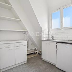 Paris XVe - Sèvres Lecourbe - Appartement lumineux en étage élev