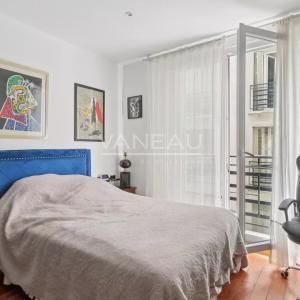 PARIS XVIe - Bel ancien avec ascenseur