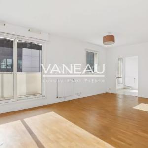 EXCLUSIVITE -  BOULOGNE - EN ETAGE AVEC LARGE BALCON