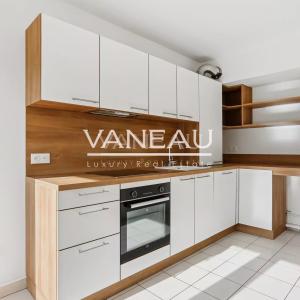 EXCLUSIVITE -  BOULOGNE - EN ETAGE AVEC LARGE BALCON