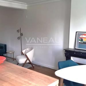 RUE DE VAUGIRARD - MEUBLÉ