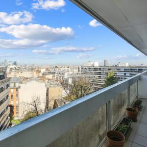 Paris XVIème - 3 pièces avec balcon - vue dégagée - vendu occupé