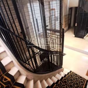 PARIS XVe - 2/3 pièces vue dégagée et ensoleillé