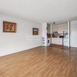 Paris XVIIe/Neuilly - Etage élevé avec terrasse et vue panoramiq