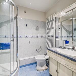 Paris XVIIe/Neuilly - Etage élevé avec terrasse et vue panoramiq