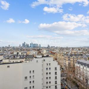Paris XVIIe/Neuilly - Etage élevé avec terrasse et vue panoramiq