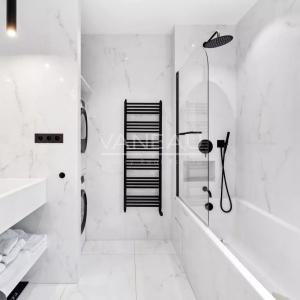 Paris XVIe - Village d'Auteuil - Bel appartement rénové avec gra