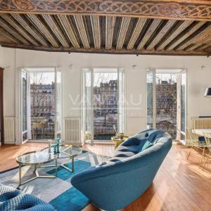 APPARTEMENT MEUBLE - PARIS 1er ARRONDISSEMENT - QUARTIER  Saint 