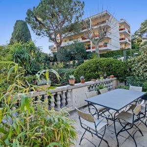 Cannes Petit Juas : Villa proche du centre-ville à pied à vendre