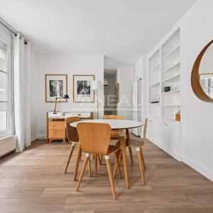 PARIS XVIe - Charmant deux pièces clés en main.