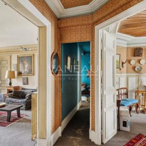 Neuilly - Sablons - Charme de l'ancien - Etage élevé