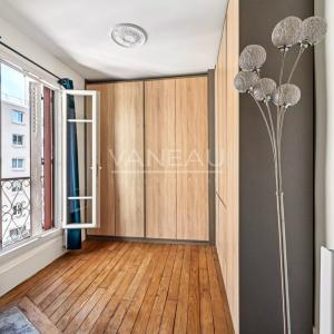 RUE DE VAUGIRARD - MEUBLÉ