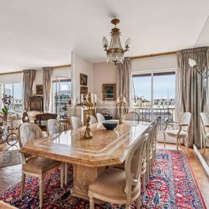 PARIS XVIe - DAUPHINE - Appartement familial en étage élevé - Vu