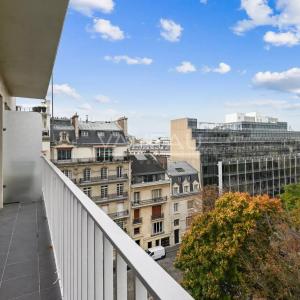 PARIS XVIe - DAUPHINE - Appartement familial en étage élevé - Vu