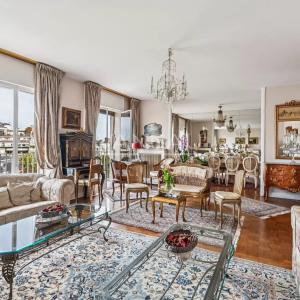 PARIS XVIe - DAUPHINE - Appartement familial en étage élevé - Vu