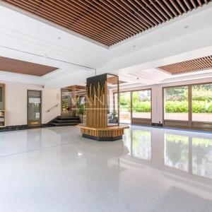 Paris 15e  Lourmel - 4 pièces sur jardin baigné de soleil !