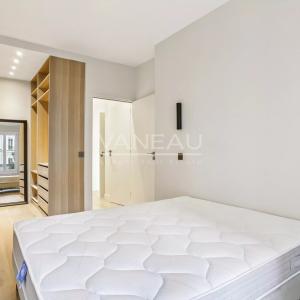 Neuilly Sur Seine - Vue tour Eiffel.