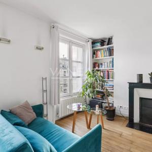 Exclusivité  - Paris 4e - Rue Saint-Antoine - vue dégagée et ens