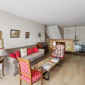 Paris XIVe - Proche du Jardin du Luxembourg - Appartement familial de 3 chambres avec extérieur