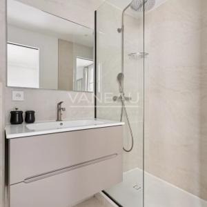 Paris VIIIe - Rue du Faubourg Saint-Honoré