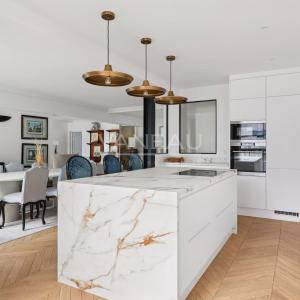 Paris VIIIe - Rue du Faubourg Saint-Honoré