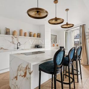 Paris VIIIe - Rue du Faubourg Saint-Honoré